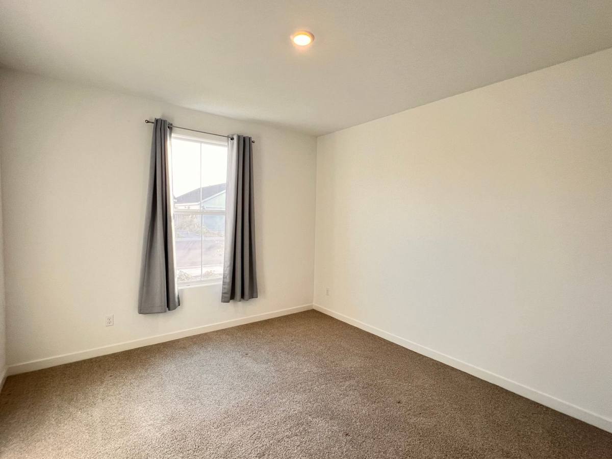 House for rent at 9408 Willow Terrace, Shafter, CA 93263