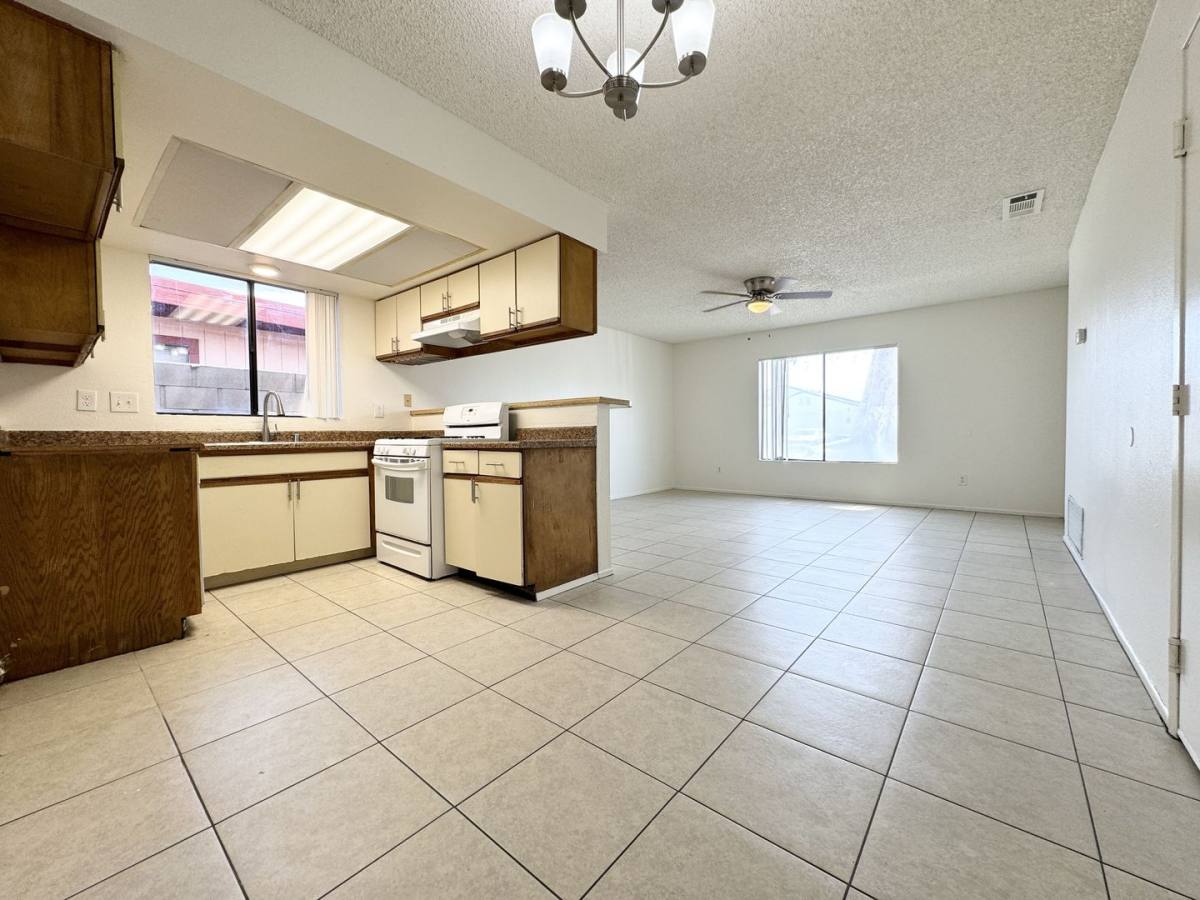 Apartment for rent at 33975 Via De Anza #2, Cathedral City, CA 92234