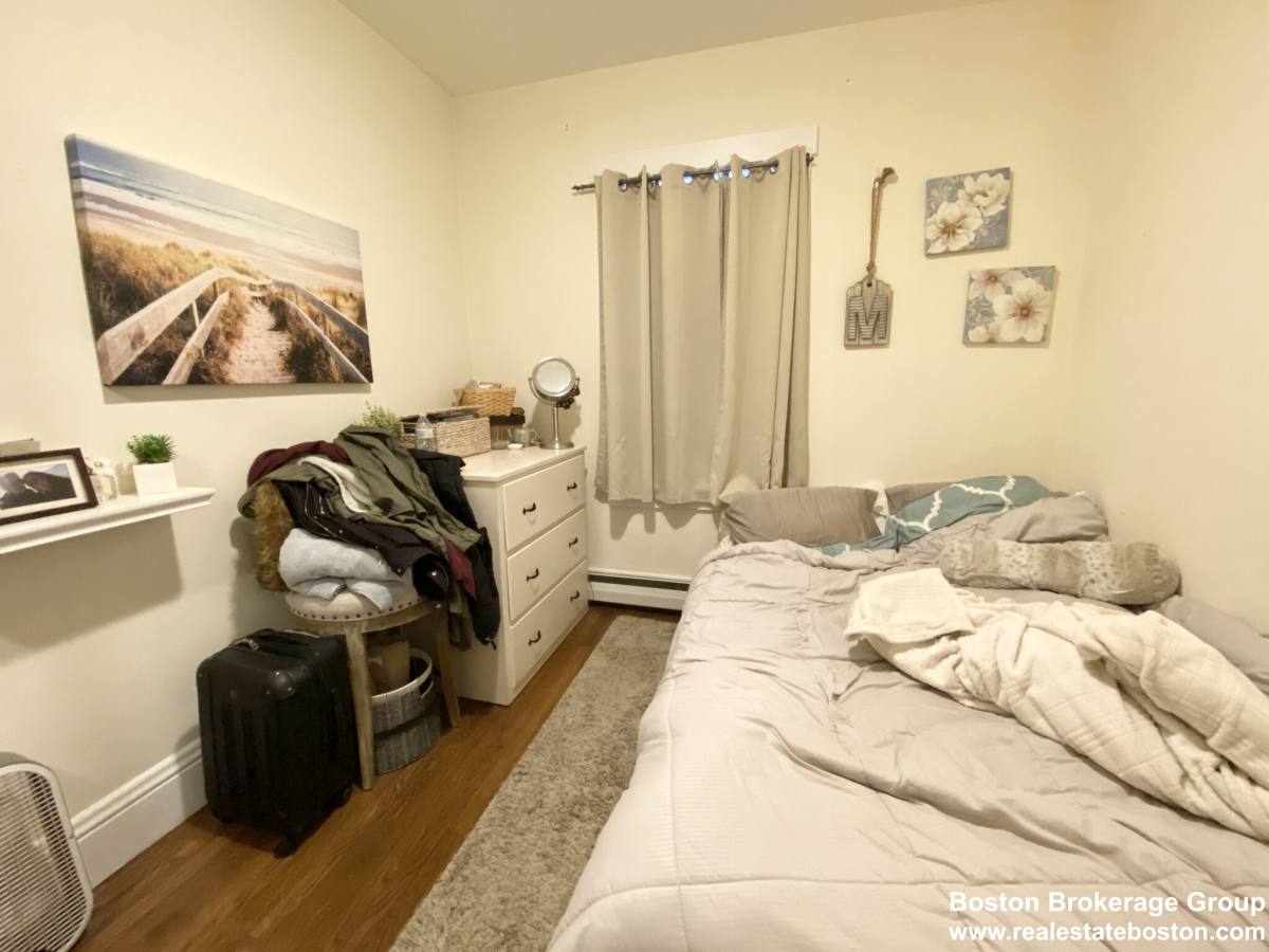 Apartment for rent at 106 Buttonwood St #2, Dorchester, MA 02125