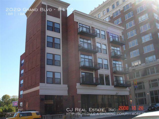 House for rent at 2029 Grand Blvd #112, Kansas City, MO 64108
