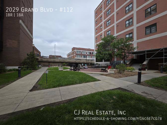 House for rent at 2029 Grand Blvd #112, Kansas City, MO 64108