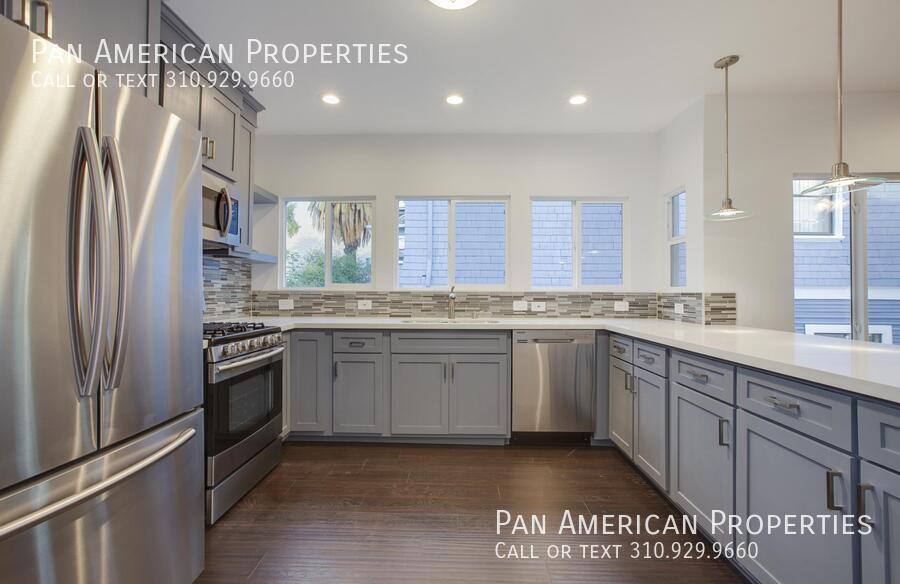 Apartment for rent at 2767 1 2 W 8th St, Los Angeles, CA 90005