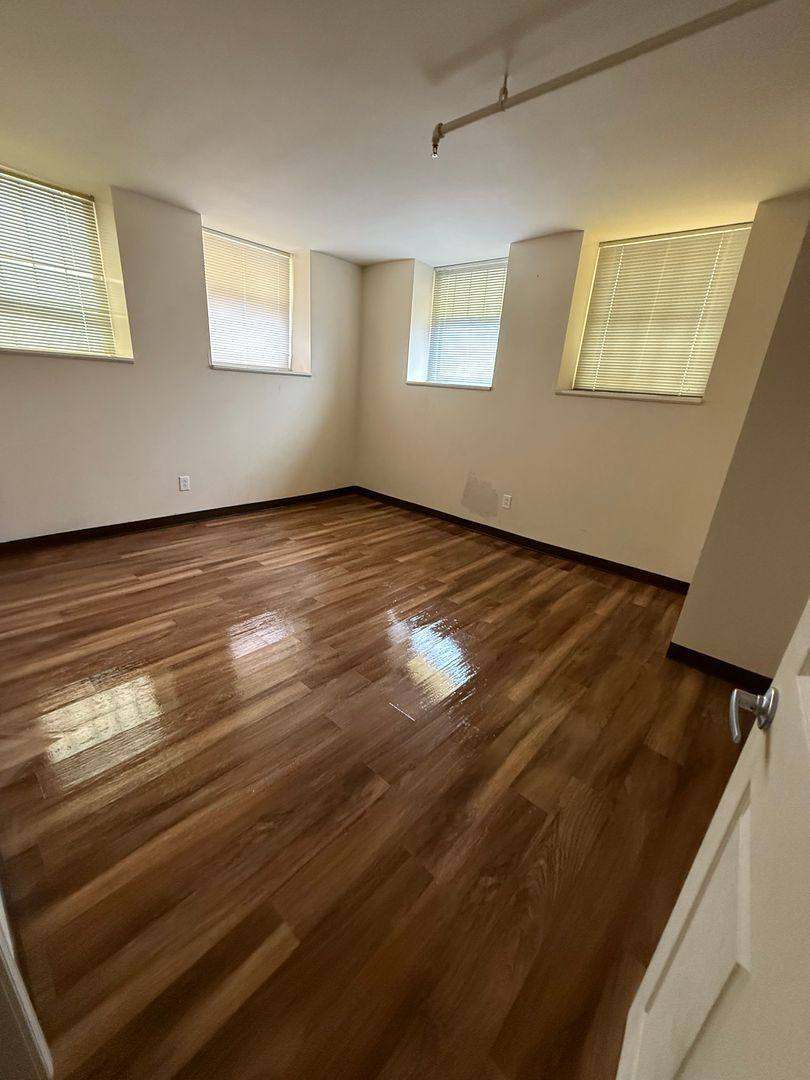 Apartment for rent at 400 E S, Gas City, IN 46933