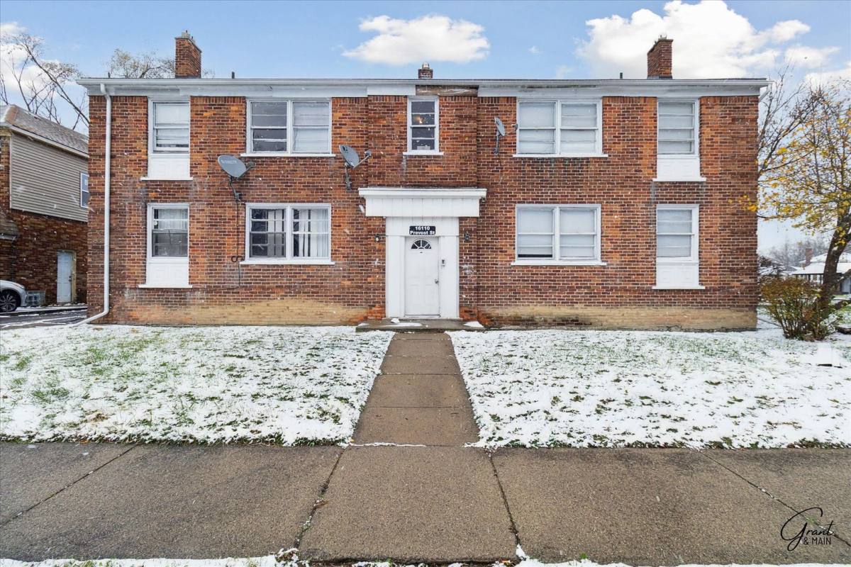 Apartment for rent at 15818 Puritan, Detroit, MI 48227