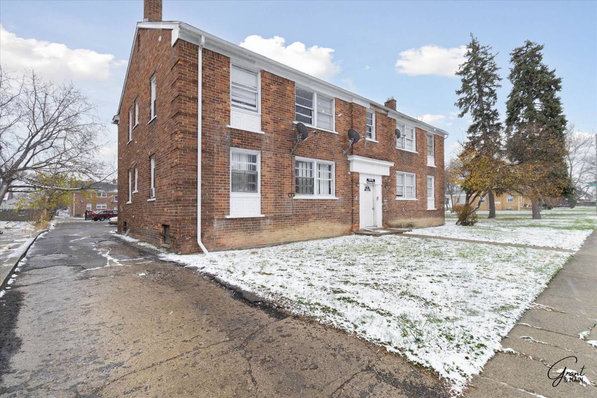 Apartment for rent at 15818 Puritan, Detroit, MI 48227