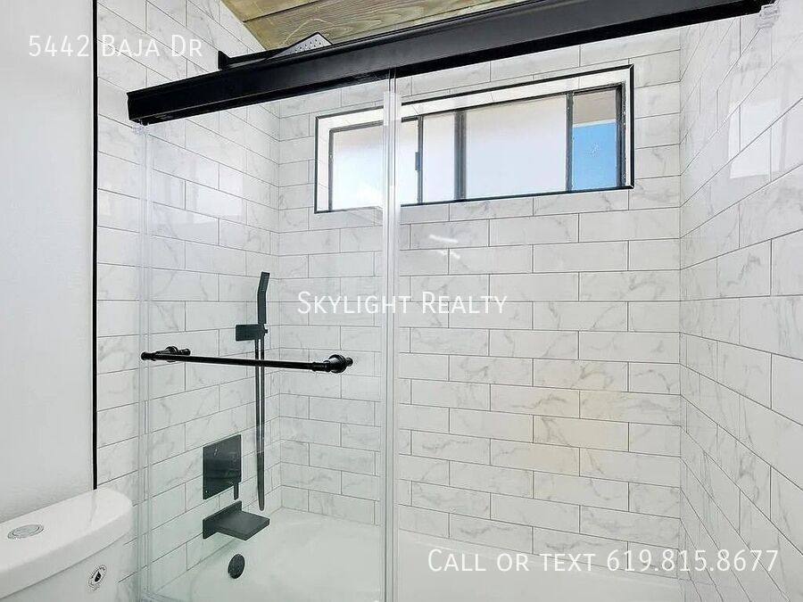 House for rent at 5442 Baja Dr, San Diego, CA 92115