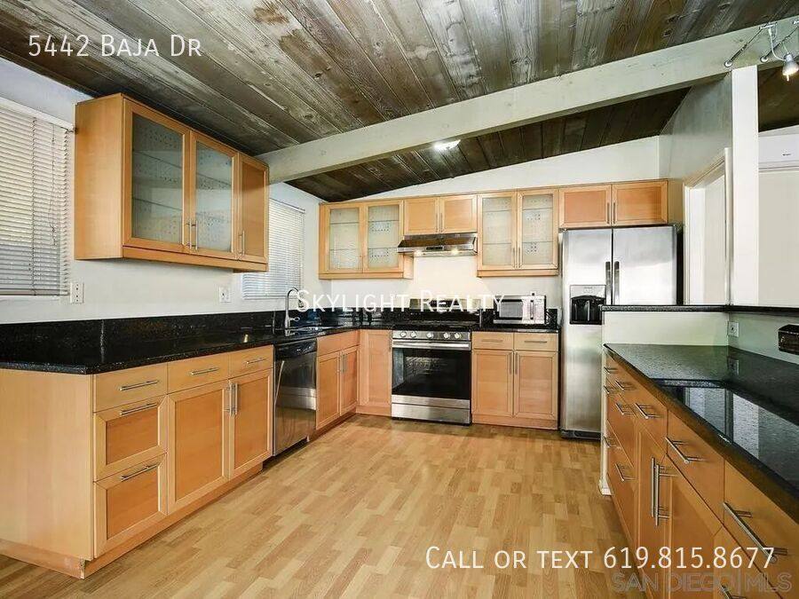 House for rent at 5442 Baja Dr, San Diego, CA 92115