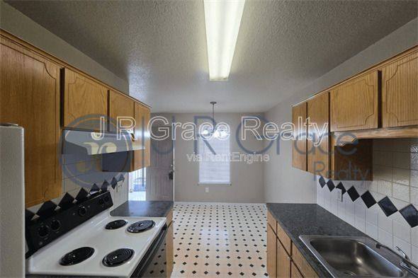 Apartment for rent at 1306 Dugger Circle, Killeen, TX 76543