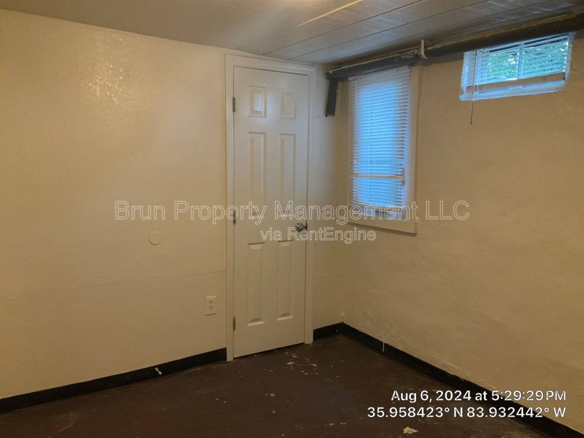 Apartment for rent at 1628 Clinch Ave #8, Knoxville, TN 37916