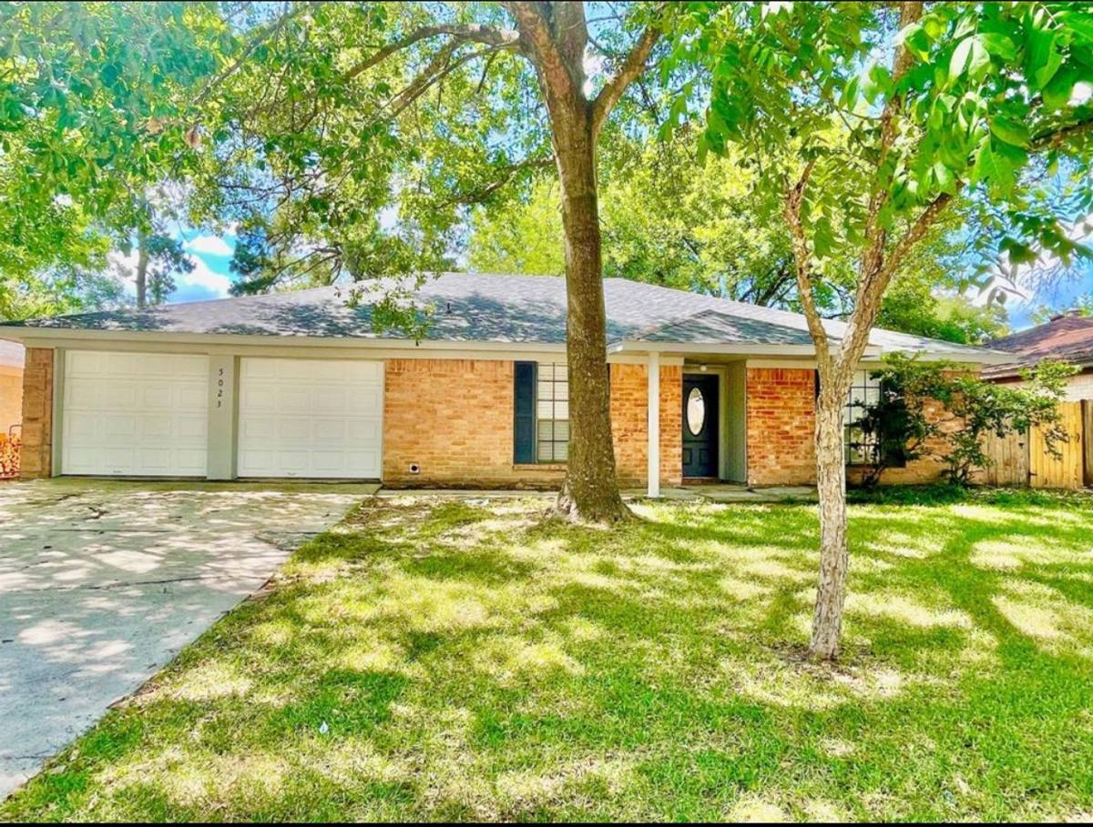 House for rent at 5023 Monteith Dr, Spring, TX 77373