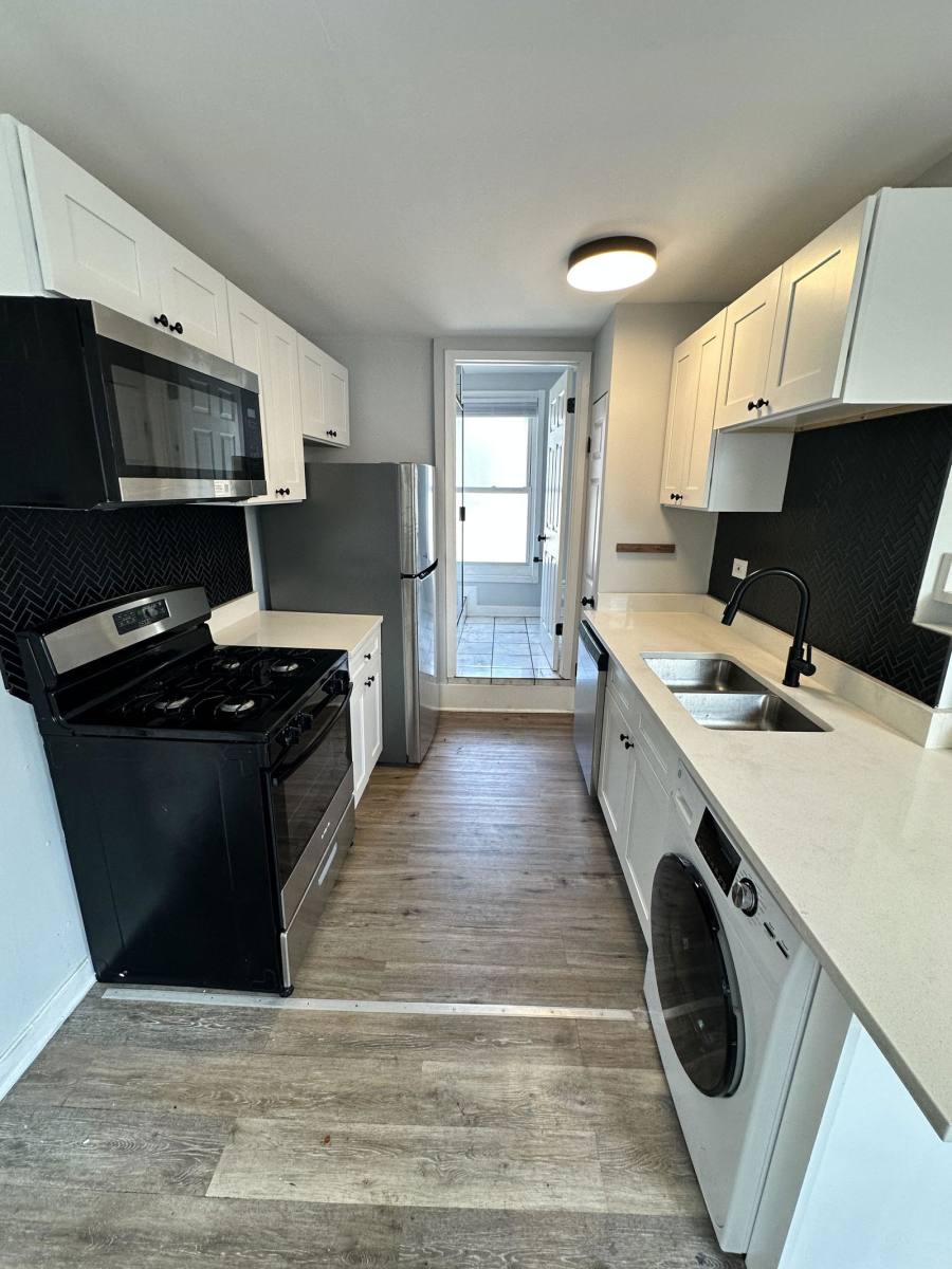 Apartment for rent at 1849 W Augusta Blvd, Chicago, IL 60622