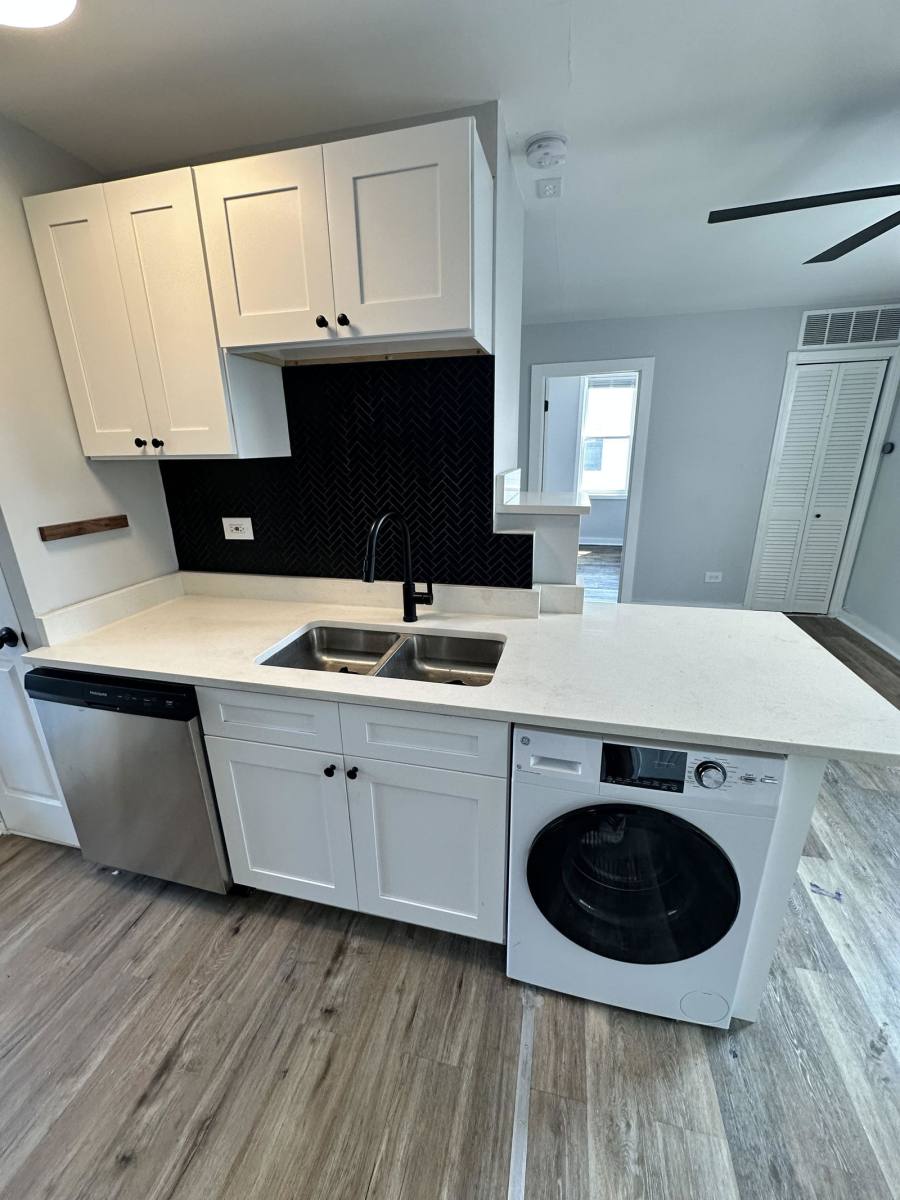 Apartment for rent at 1849 W Augusta Blvd, Chicago, IL 60622