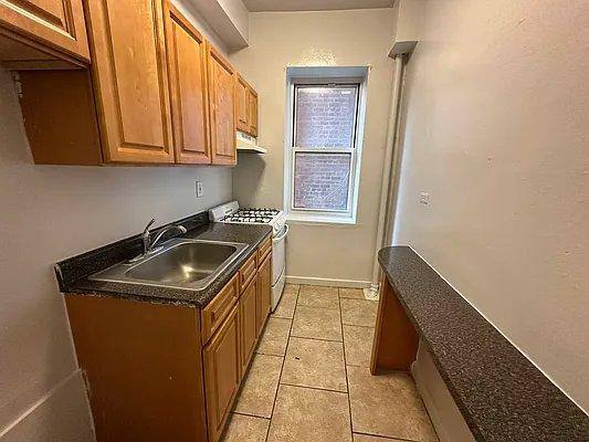 Apartment for rent at 1279 Morris Ave #C, Bronx, NY 10456