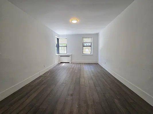 Apartment for rent at 2265 University Ave #1G, Bronx, NY 10468