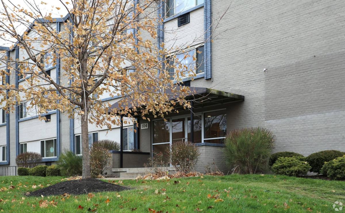 Apartment for rent at Chamberlain I & II, 104 Central Ave, Dayton, OH 45406