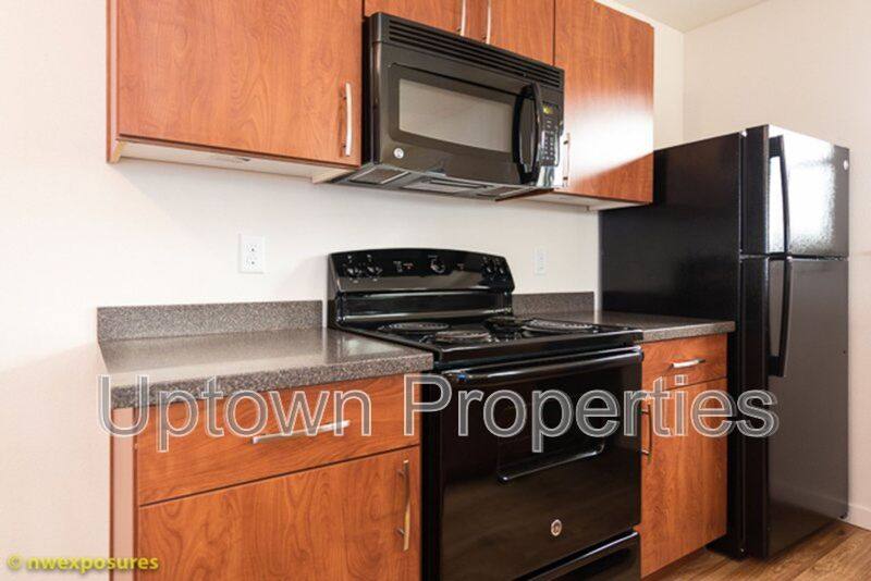 Apartment for rent at 4775 SW Franklin Ave #321, Beaverton, OR 97005