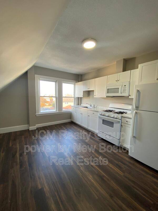Apartment for rent at 65 Shepard St #3 3rd Floor, Lynn, MA 01902