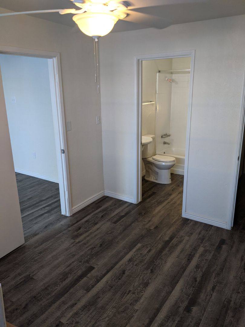 Apartment for rent at 5850 E 22nd St, Tucson, AZ 85711