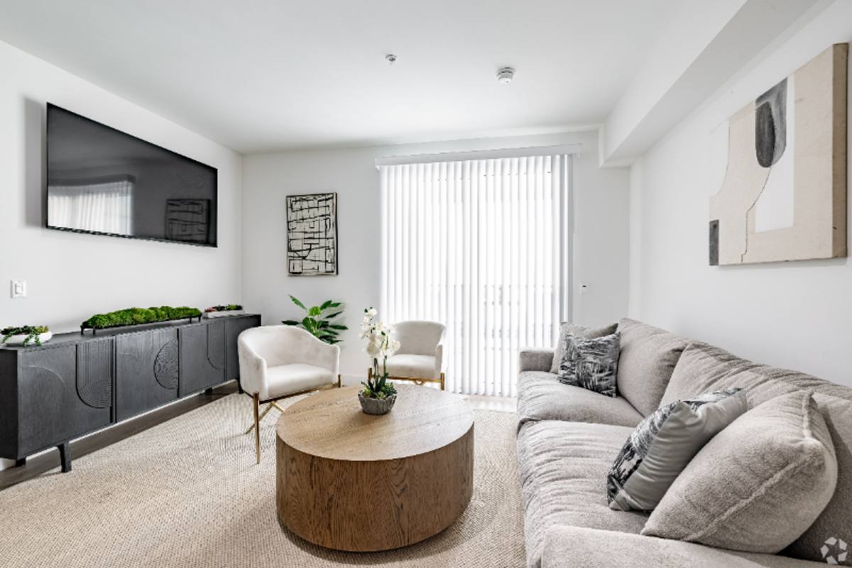 Apartment for rent at 14526 W Kittridge St, Van Nuys, CA 91405