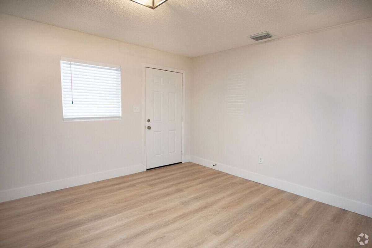 Apartment for rent at 6315 SW 13th St, Gainesville, FL 32608