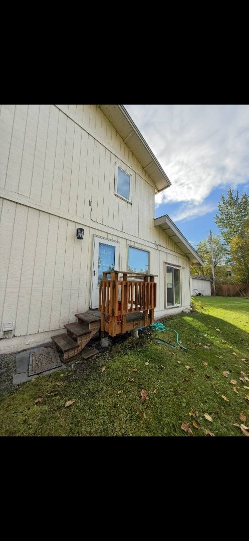 Townhouse for rent at 9260 Roy St #B, Anchorage, AK 99502