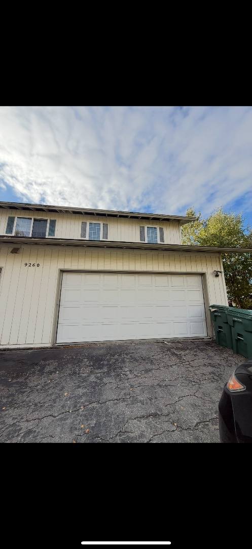 Townhouse for rent at 9260 Roy St #B, Anchorage, AK 99502