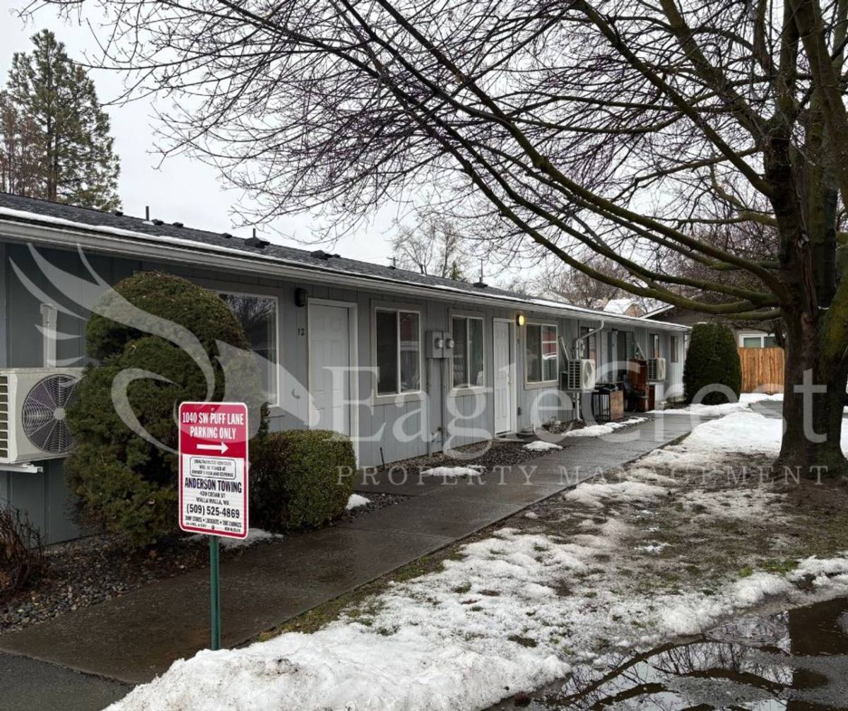 Apartment for rent at 1040 Puff Lane, College Place, WA 99324
