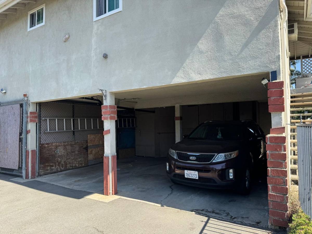 Apartment for rent at 5361 W Maitland St, Ontario, CA 91762