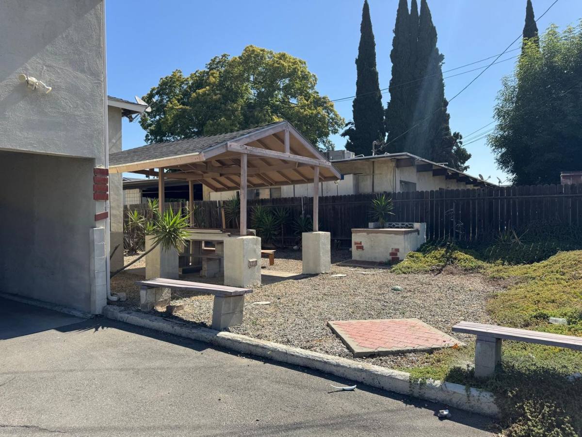Apartment for rent at 5361 W Maitland St, Ontario, CA 91762