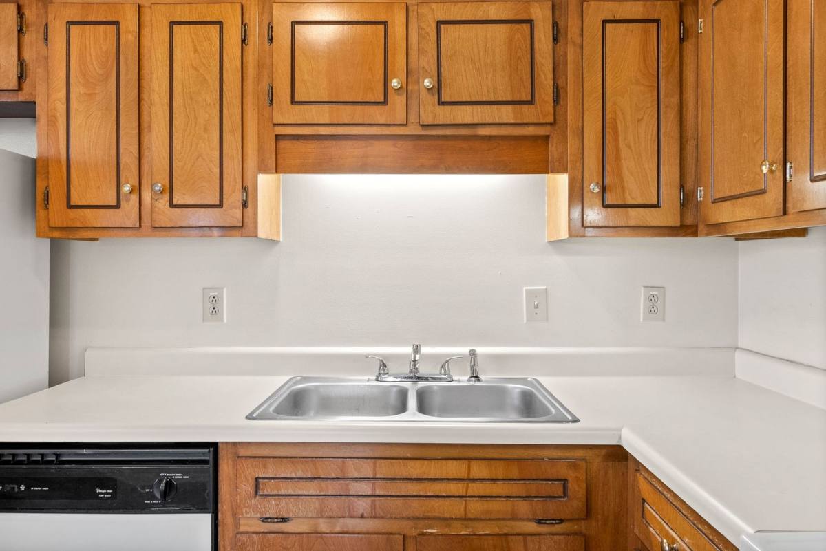 Apartment for rent at 1891 Waters Edge Dr, Clarksville, TN 37043