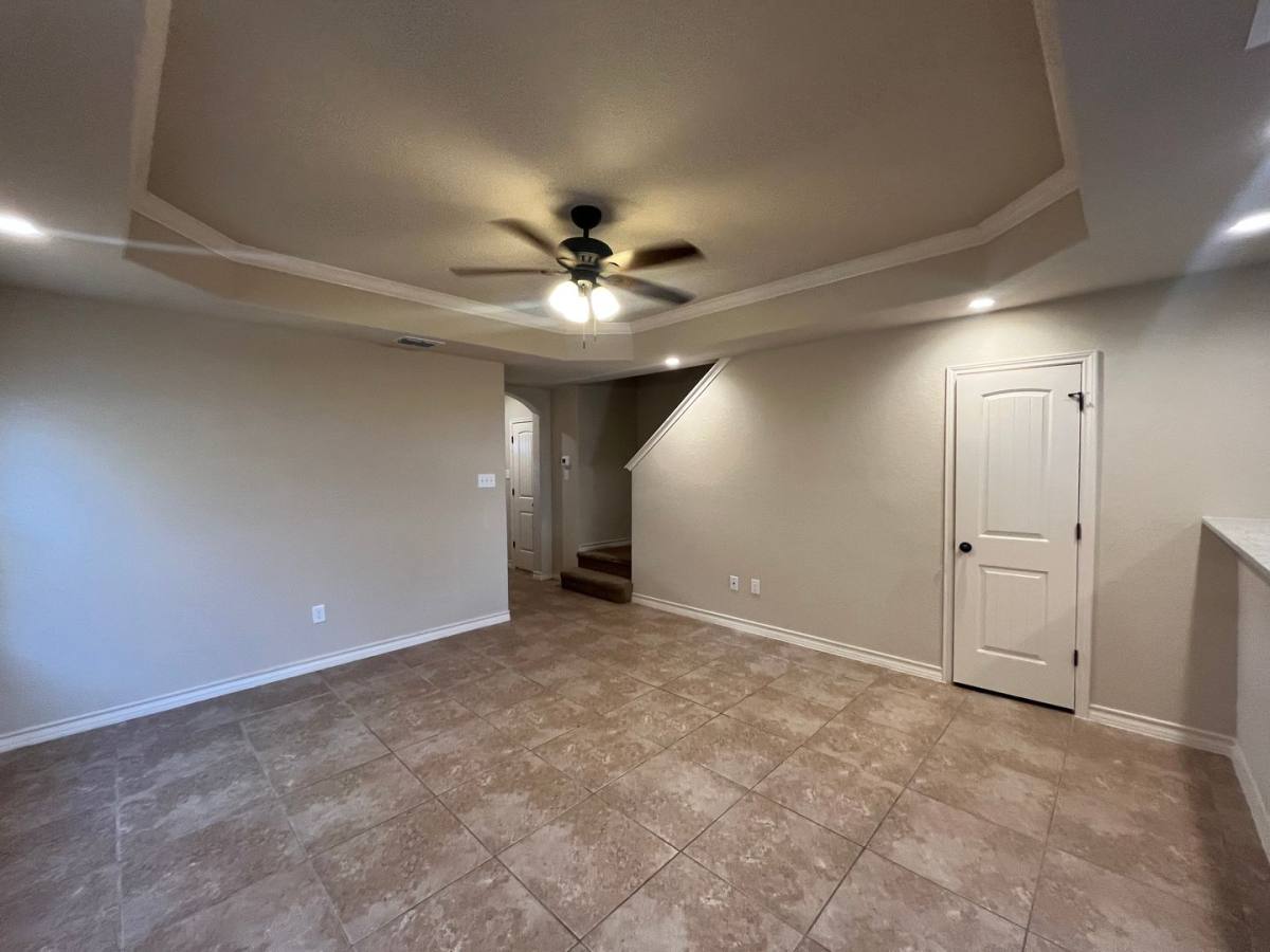 Townhouse for rent at 13910 Anna's Way, San Antonio, TX 78233