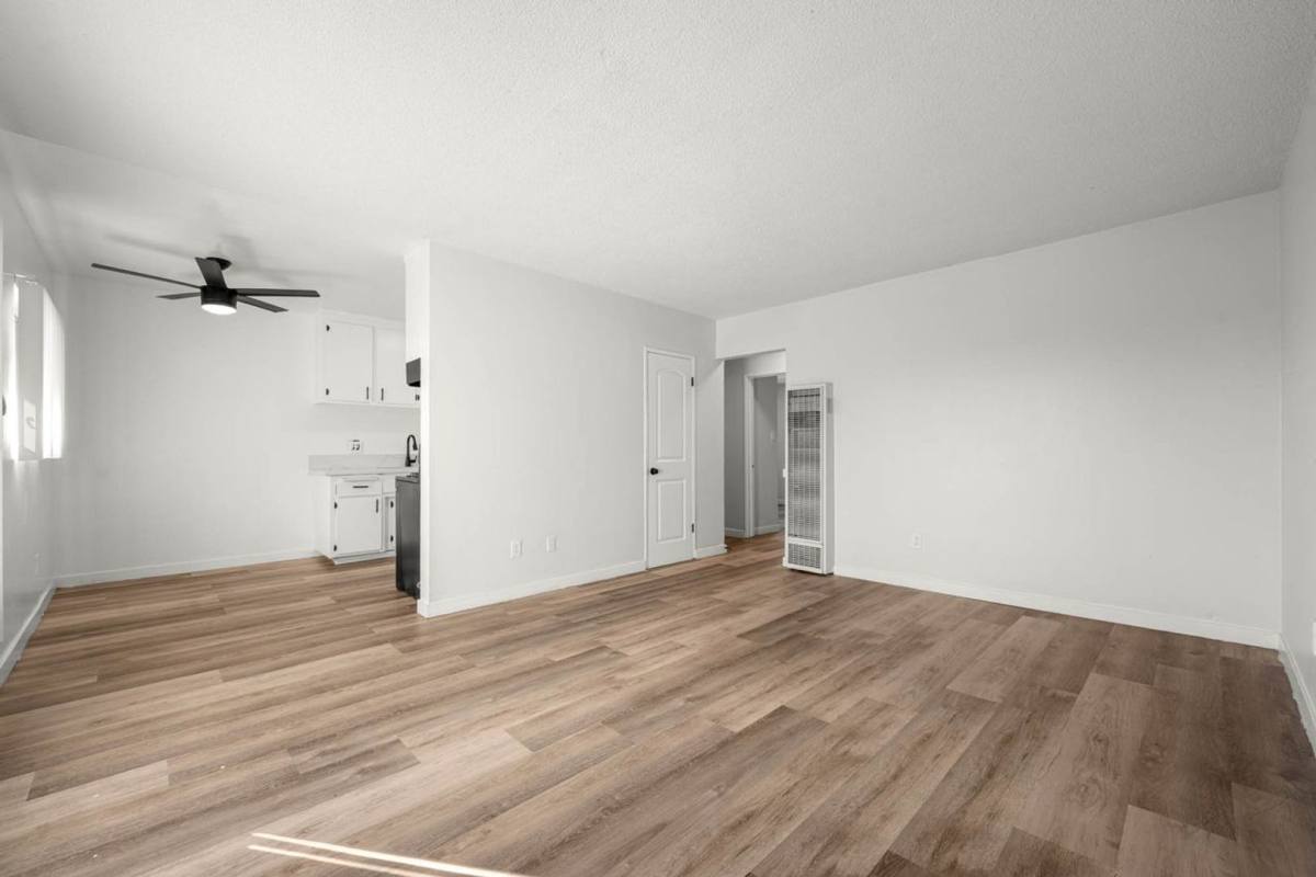 Apartment for rent at 634 W 92nd St, Los Angeles, CA 90044