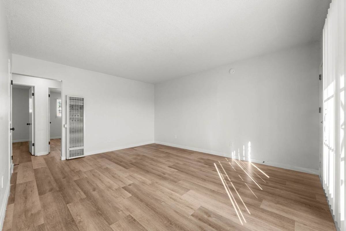 Apartment for rent at 634 W 92nd St, Los Angeles, CA 90044