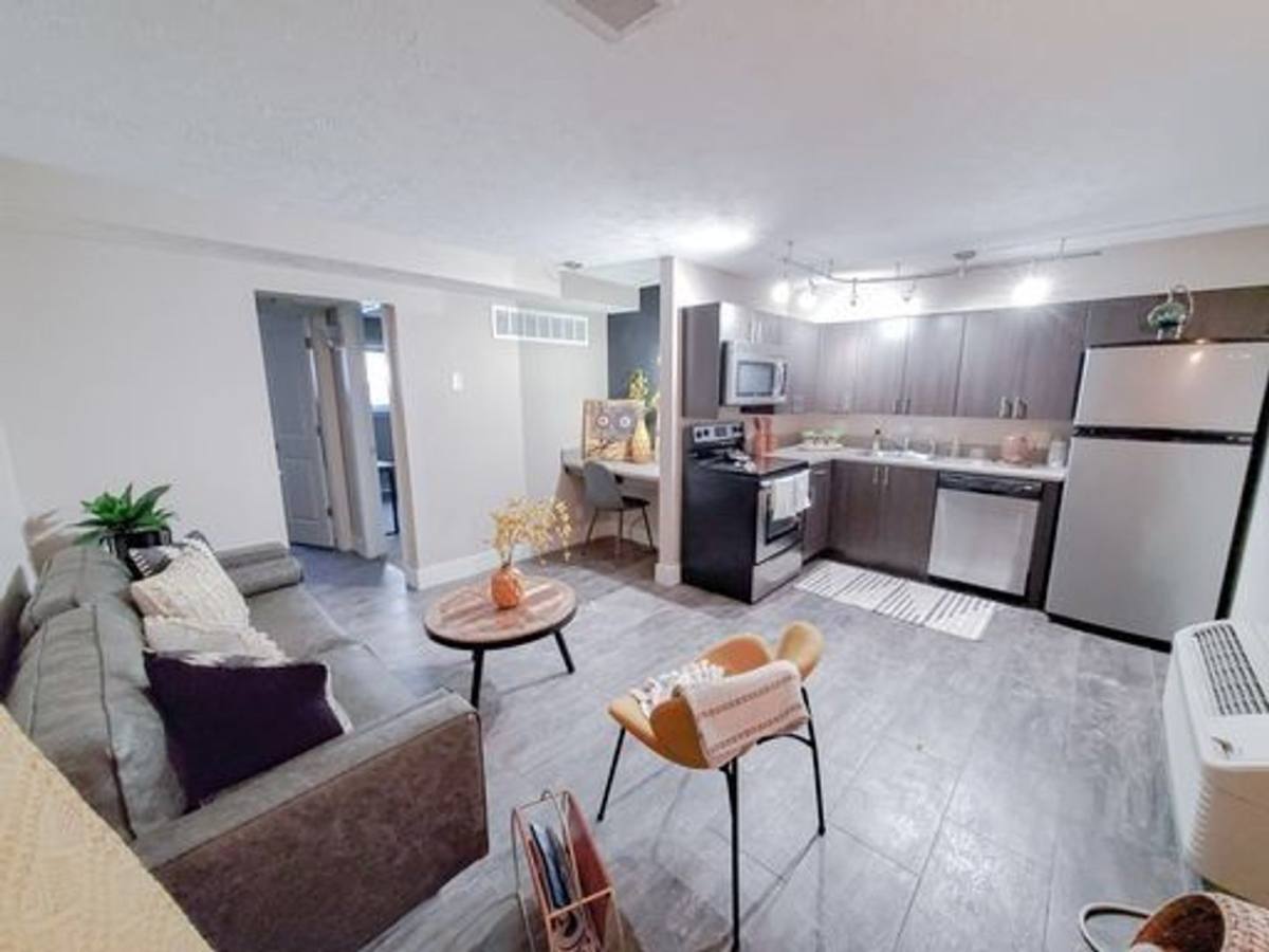 Apartment for rent at 511 S 31st St, Omaha, NE 68105