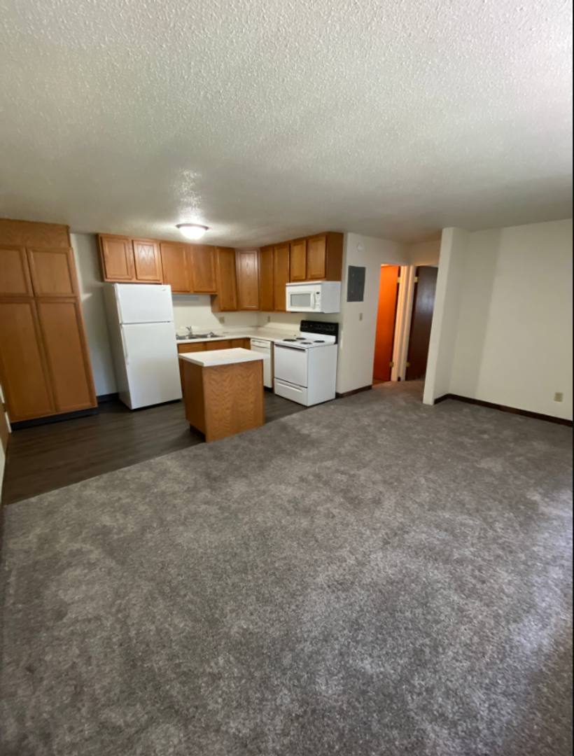 Apartment for rent at 808 College St, Fargo, ND 58102