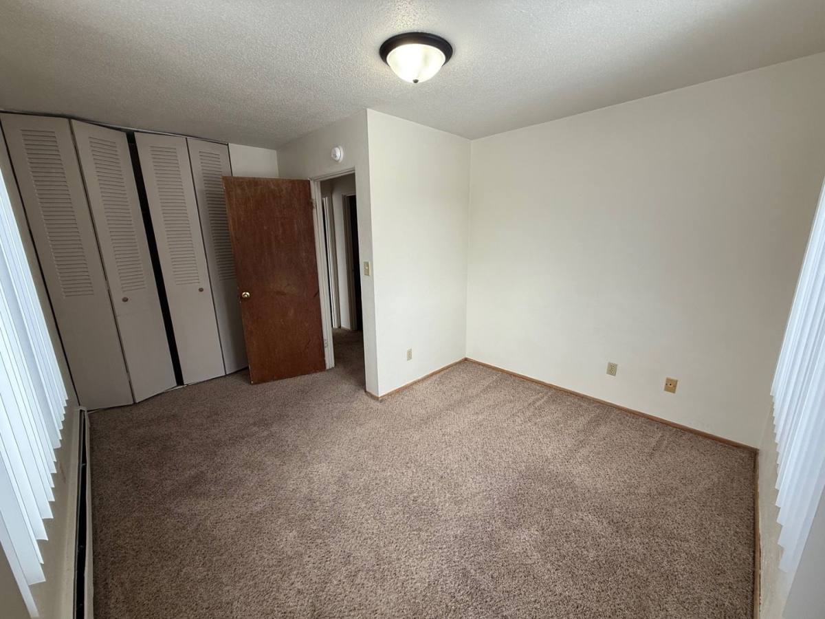 Apartment for rent at 808 College St, Fargo, ND 58102