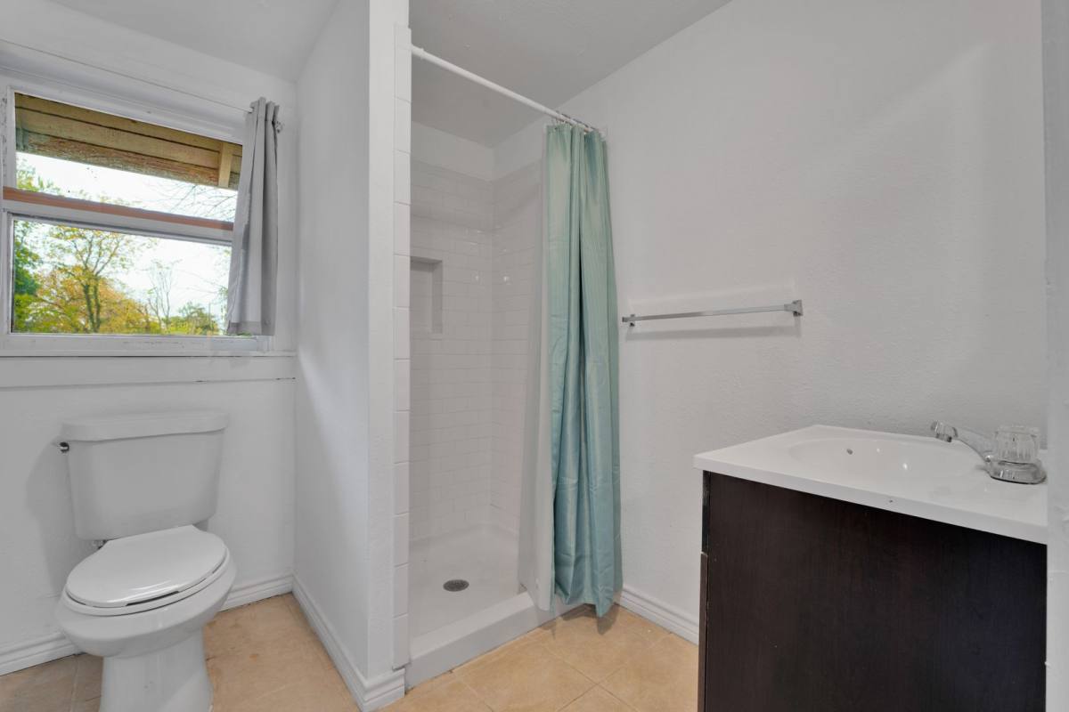 Townhouse for rent at 165 Division Ave, San Antonio, TX 78214