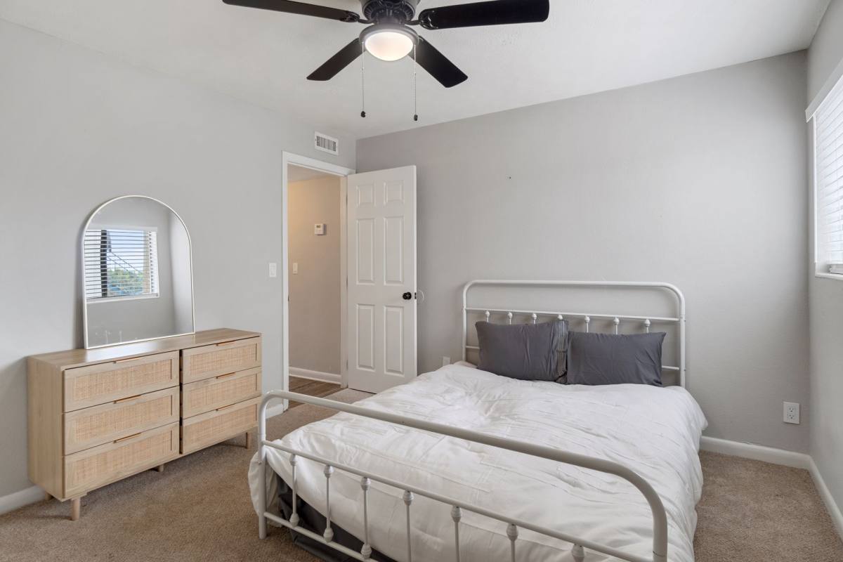 Apartment for rent at 4800 Atlantic Blvd, Jacksonville, FL 32207
