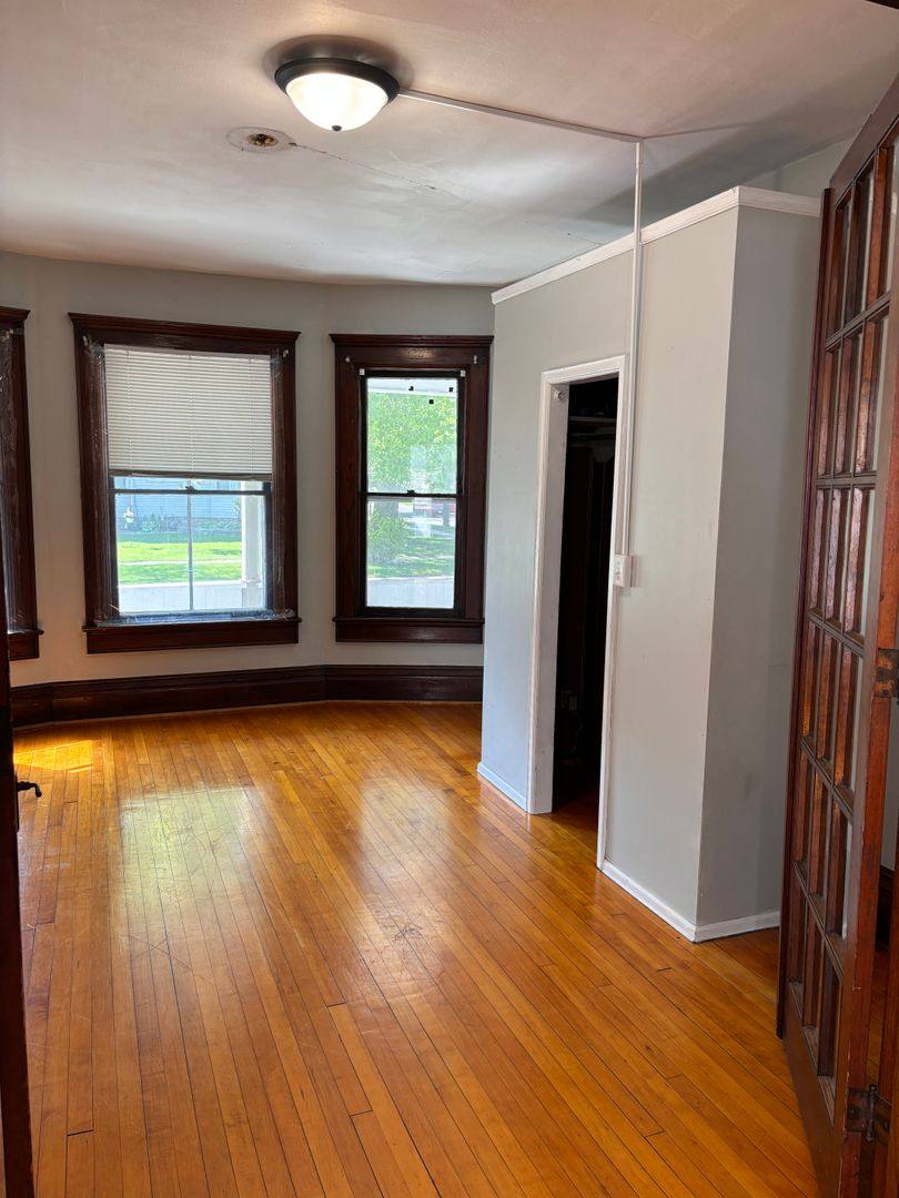 Apartment for rent at 238 - 240 N Oakland, Green Bay, WI 54303