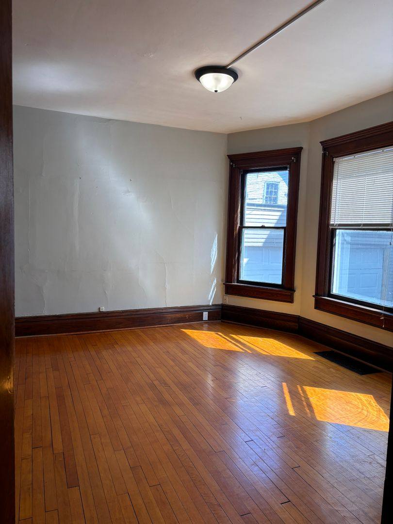 Apartment for rent at 238 - 240 N Oakland, Green Bay, WI 54303