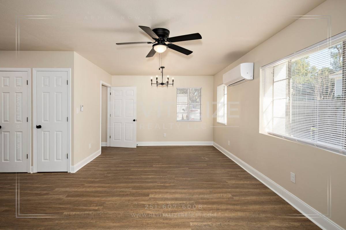 Apartment for rent at 1704 McGill Ave, Mobile, AL 36604