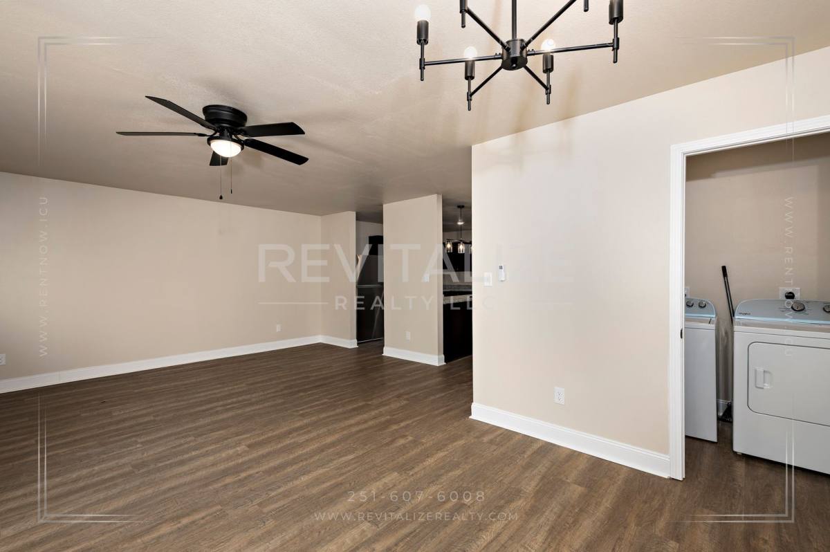 Apartment for rent at 1704 McGill Ave, Mobile, AL 36604