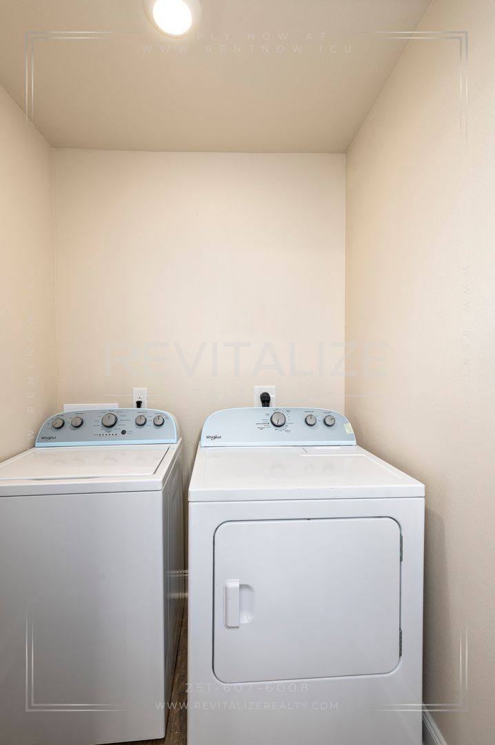 Apartment for rent at 1704 McGill Ave, Mobile, AL 36604