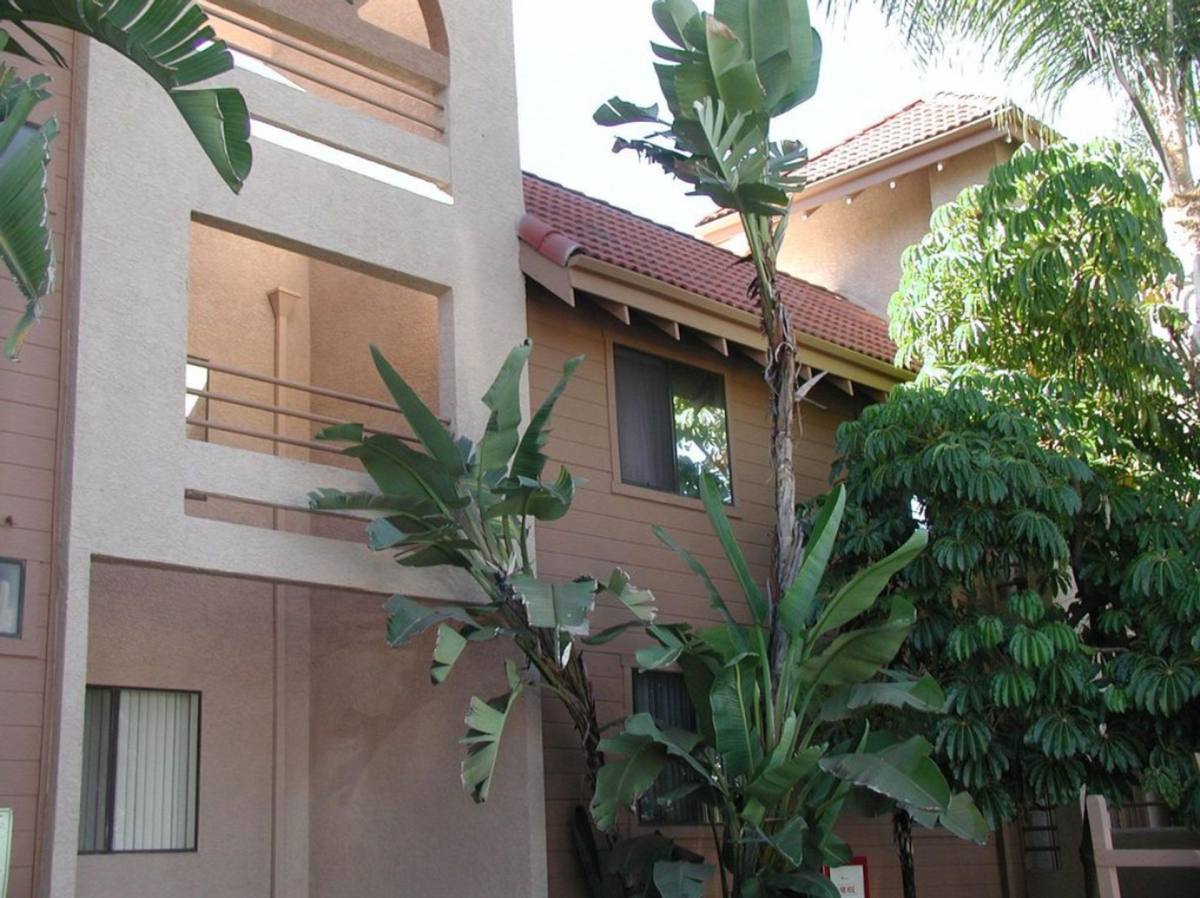Apartment for rent at 1930 Vassar St, Glendale, CA 91204