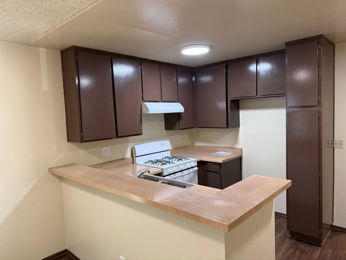 Apartment for rent at 1930 Vassar St, Glendale, CA 91204