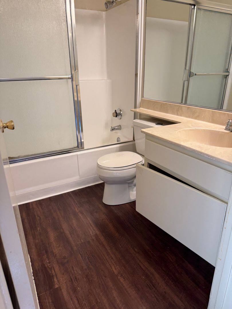 Apartment for rent at 1930 Vassar St, Glendale, CA 91204