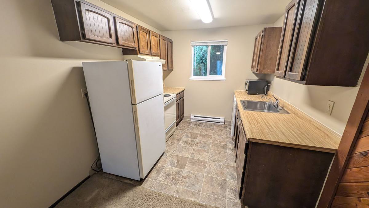 Apartment for rent at 9610 SW Prairie Terrace, Beaverton, OR 97008