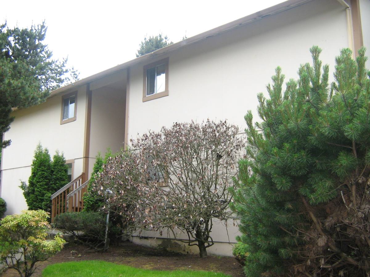Apartment for rent at 9610 SW Prairie Terrace, Beaverton, OR 97008