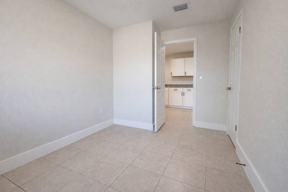 Apartment for rent at 704-708 Karlov St, Fort Myers, FL 33916