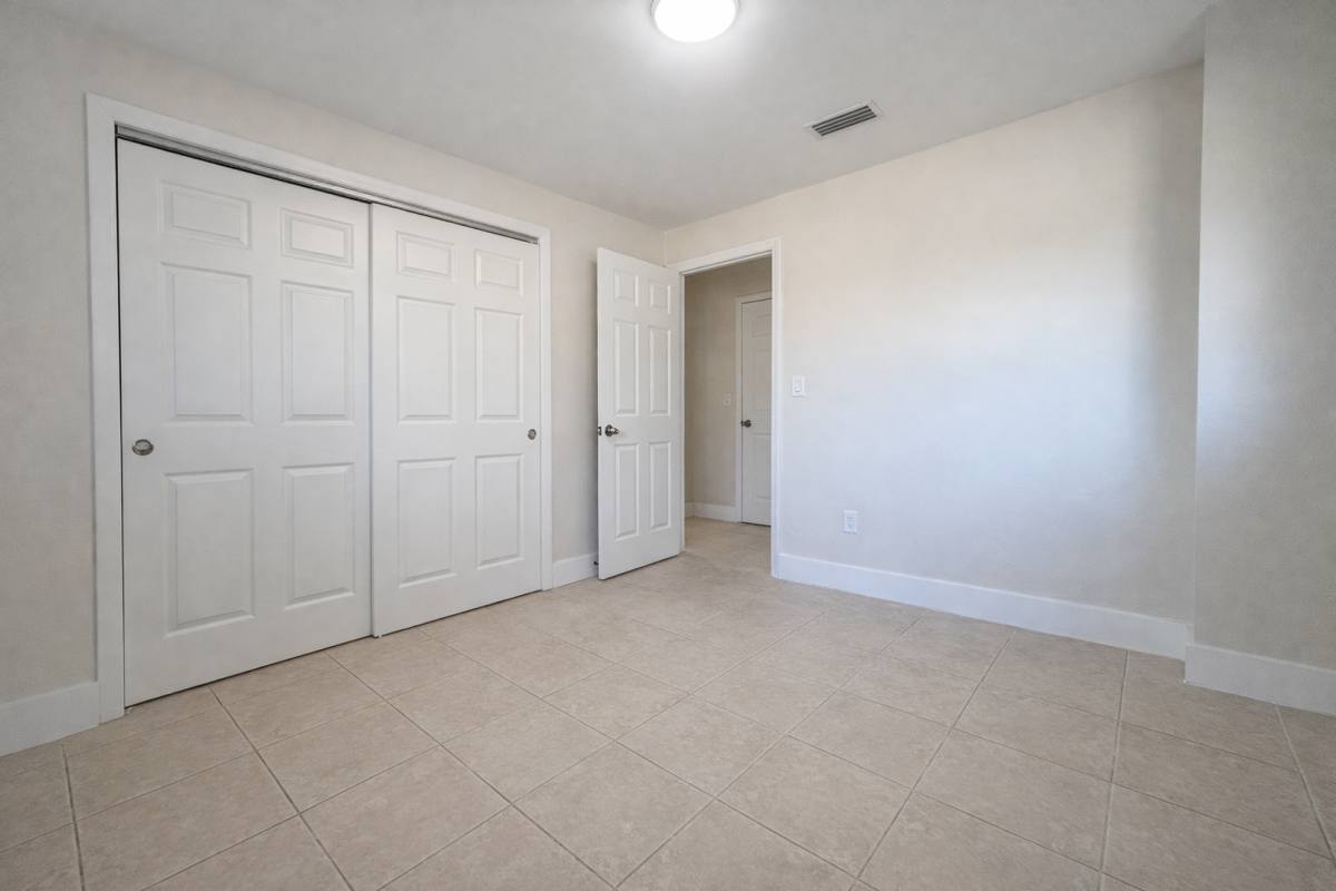 Apartment for rent at 704-708 Karlov St, Fort Myers, FL 33916